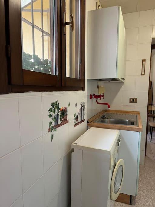 La Tana Moderna Apartman Piacenza Kültér fotó